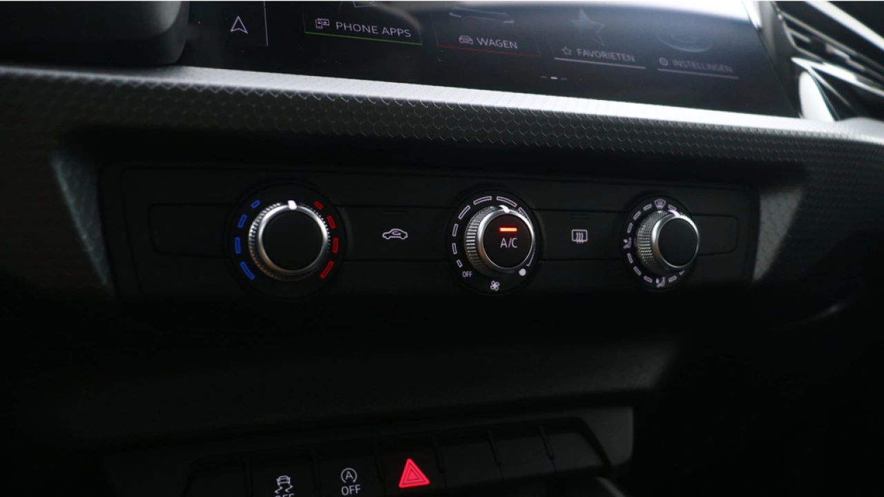 Audi A1 Sportback 25 TFSI Pro Line | Carplay | Airco ||