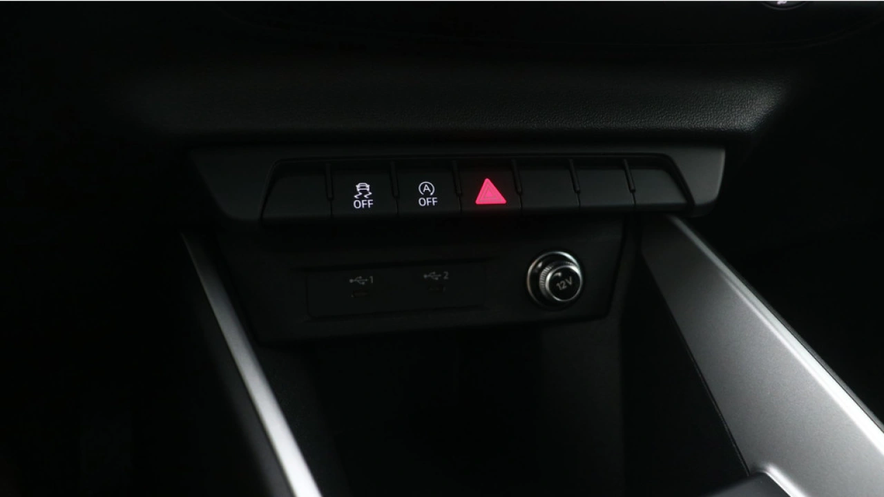 Audi A1 Sportback 25 TFSI Pro Line | Carplay | Airco ||