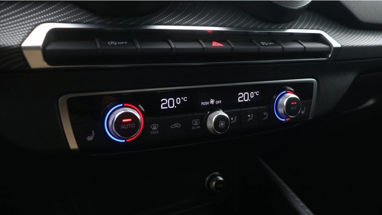 Audi Q2 35 TFSI S Edition | Adaptive cruise | Zwart optiek | LED |