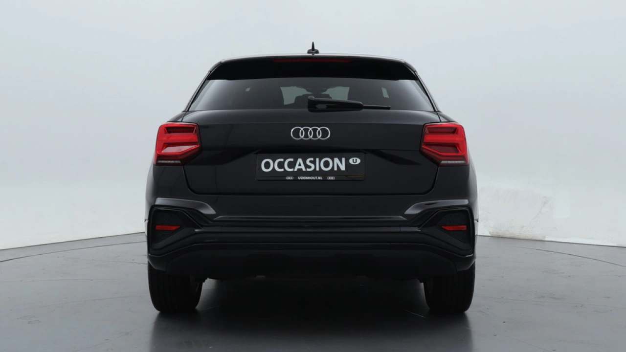 Audi Q2 35 TFSI S Edition | Adaptive cruise | Zwart optiek | LED |