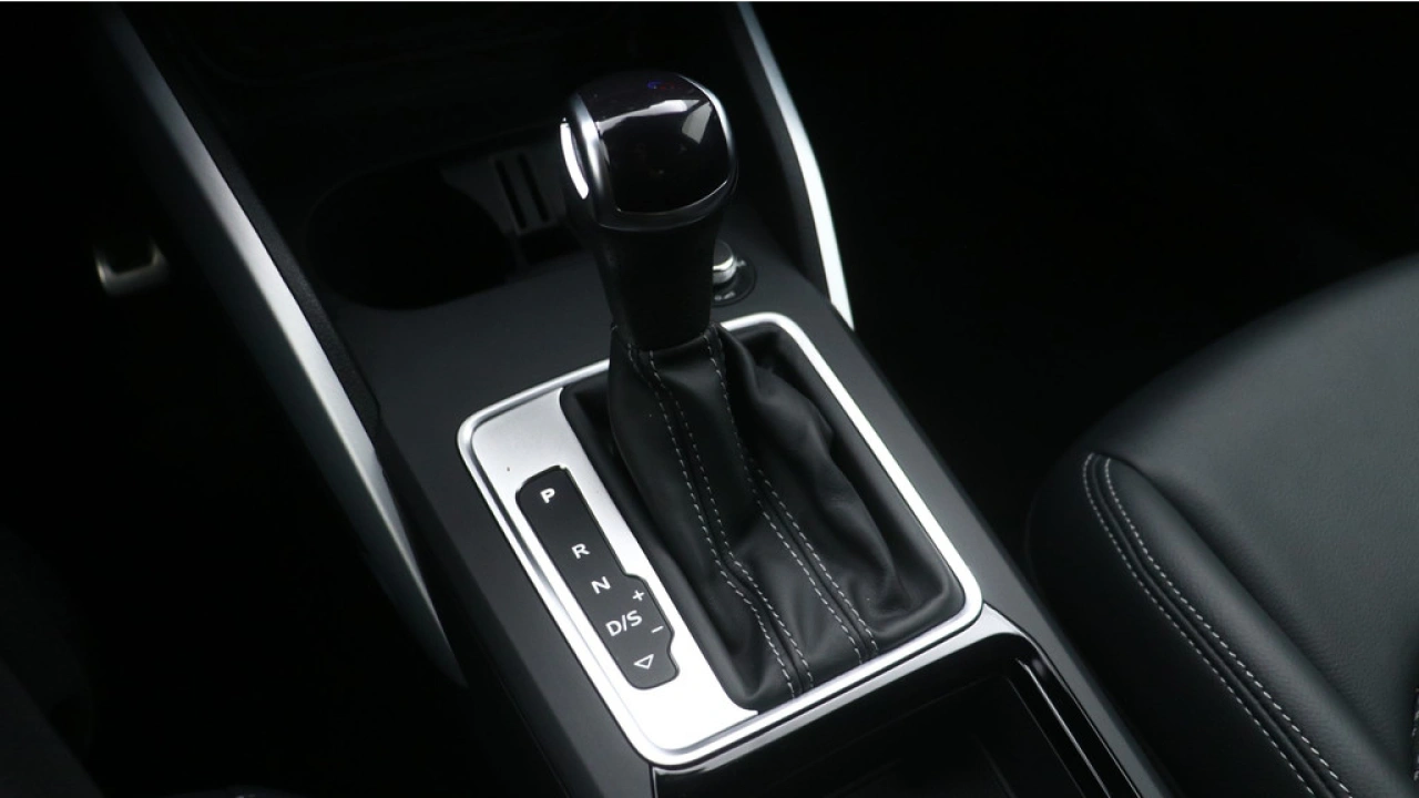 Audi Q2 35 TFSI S Edition | Adaptive cruise | Stoelverwarming | Zwart optiek |