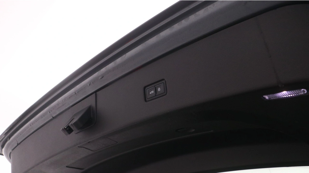 Audi Q8 60 TFSI e 460pk quattro Pro Line S-Line Competition