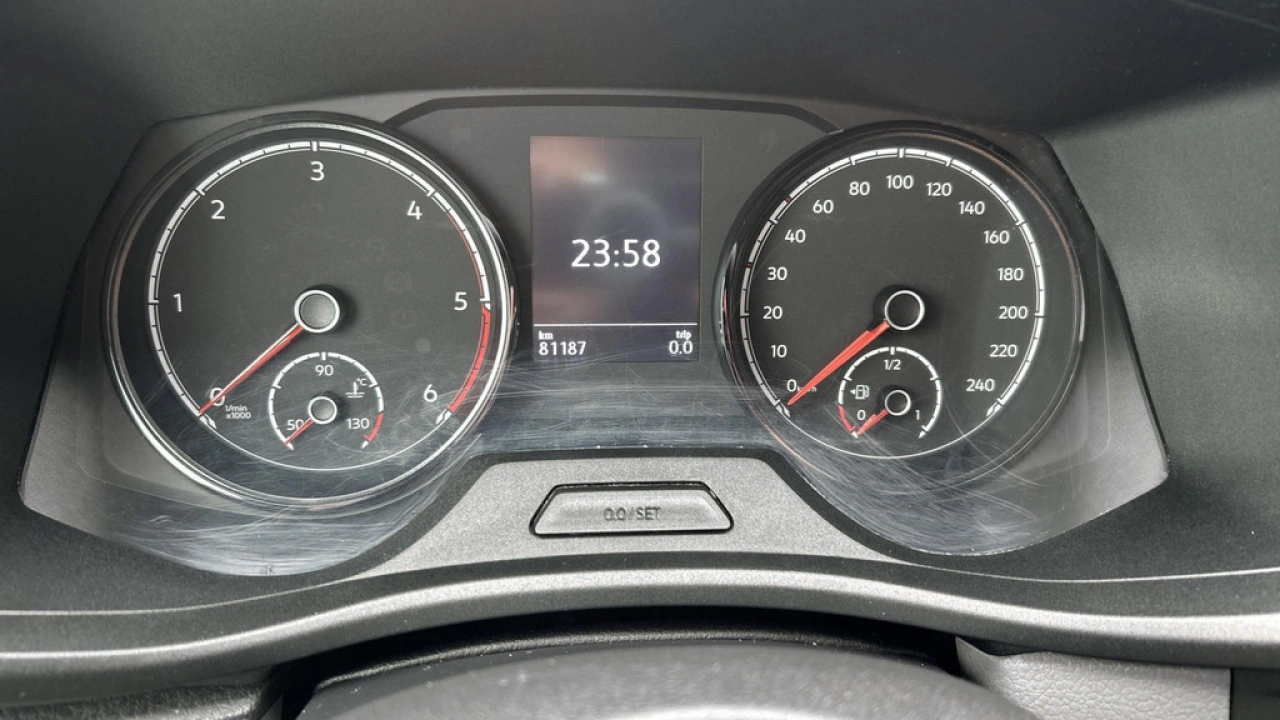 VW Bedrijfswagens Transporter 2.0 TDI L1H1 26