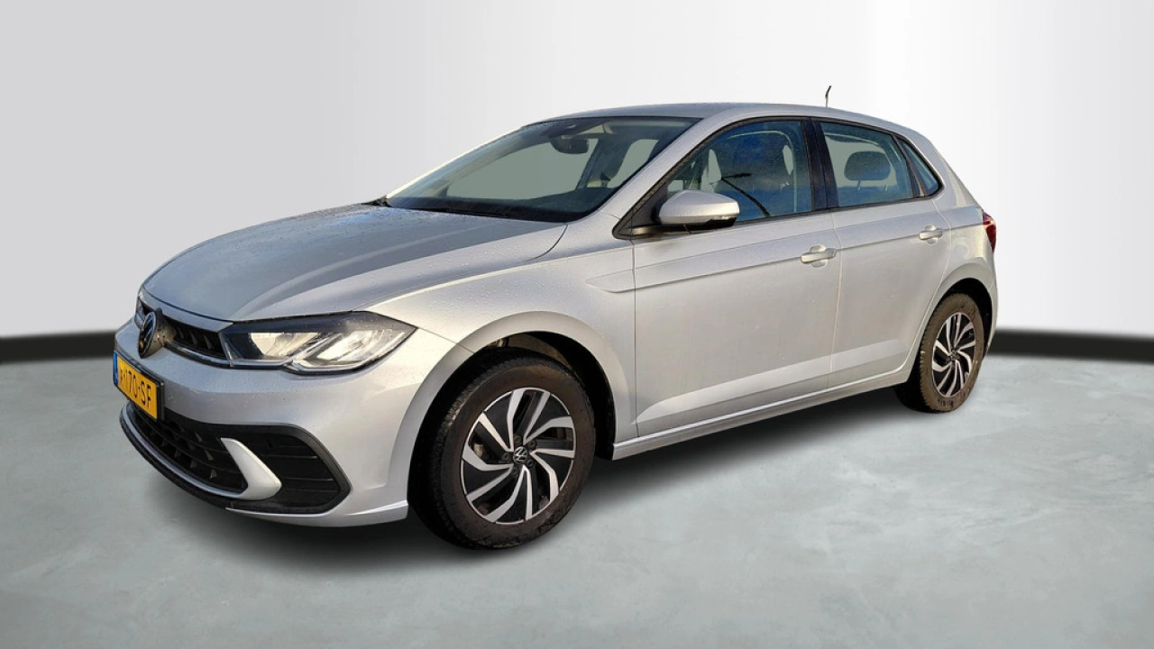Volkswagen Polo 1.0 TSI Life | Multimedia | Parkeersensoren | Binnenkort beschikbaar |