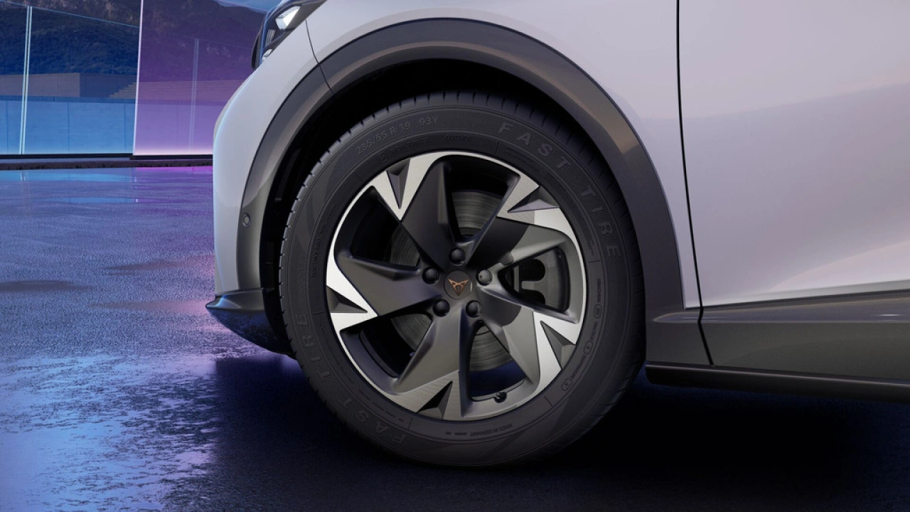 CUPRA Tavascan 77kWh Elektromotor 286 1AT Business