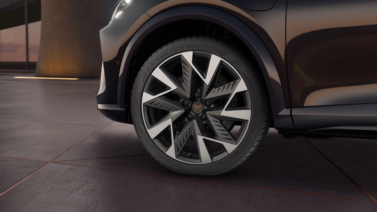 CUPRA Formentor 1.5 TSI e-Hybrid 272 6DSG VZ Performance