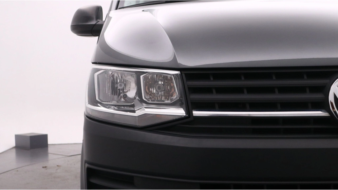 VW Bedrijfswagens Transporter L2H1 2.0 TDI 102pk Comfortline