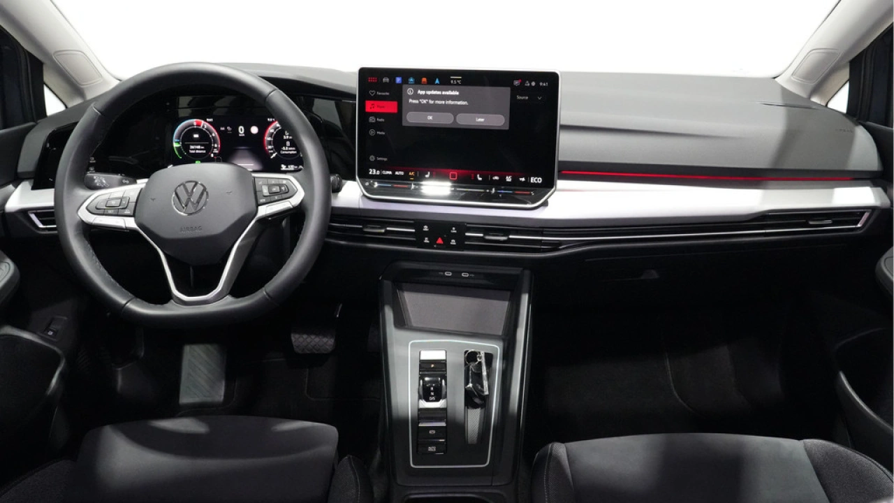 Volkswagen Golf 1.5 eHybrid 204pk Life Edition