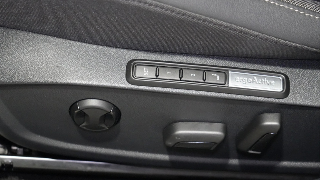 Volkswagen Golf 1.5 eHybrid 204pk Life Edition