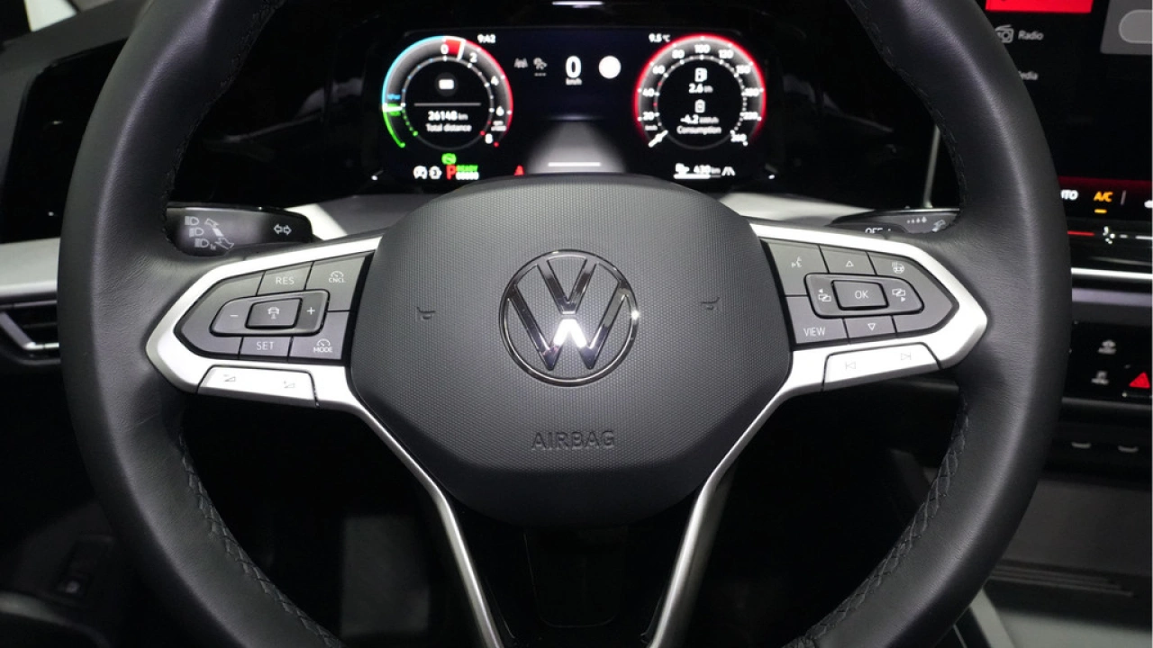 Volkswagen Golf 1.5 eHybrid 204pk Life Edition