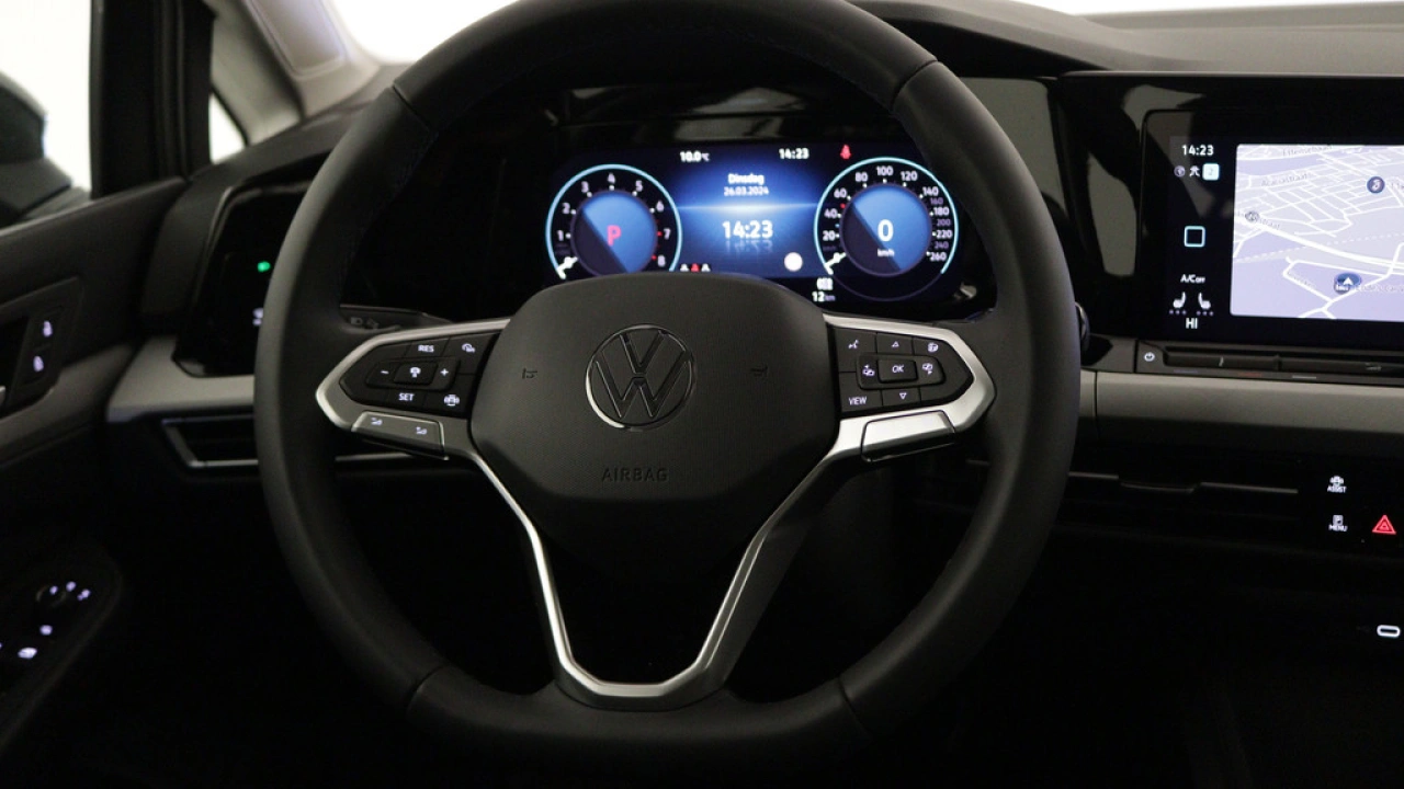 Volkswagen Golf 1.0 eTSI 110pk Life Business DSG