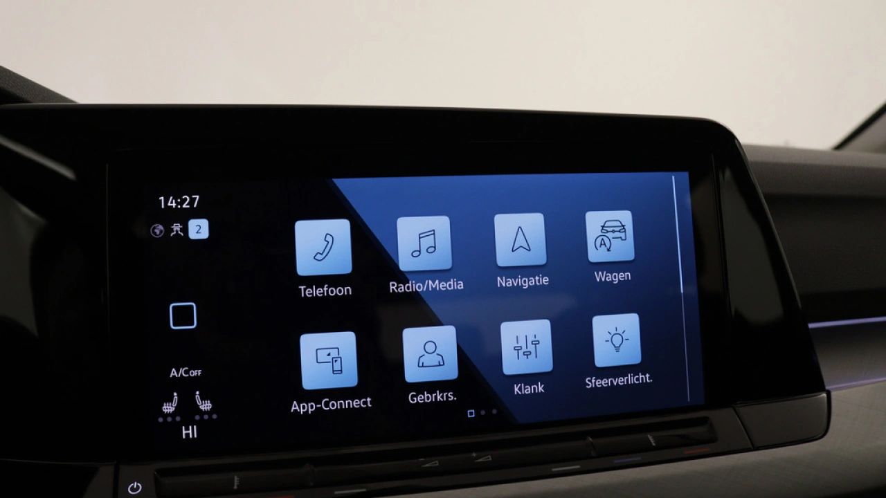 Volkswagen Golf 1.0 eTSI 110pk Life Business DSG