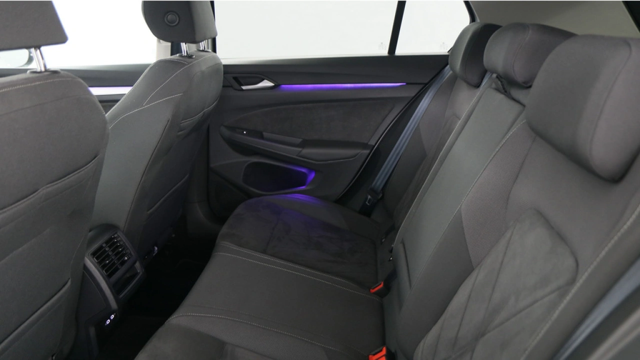 Volkswagen Golf 1.0 eTSI 110pk Life Business DSG