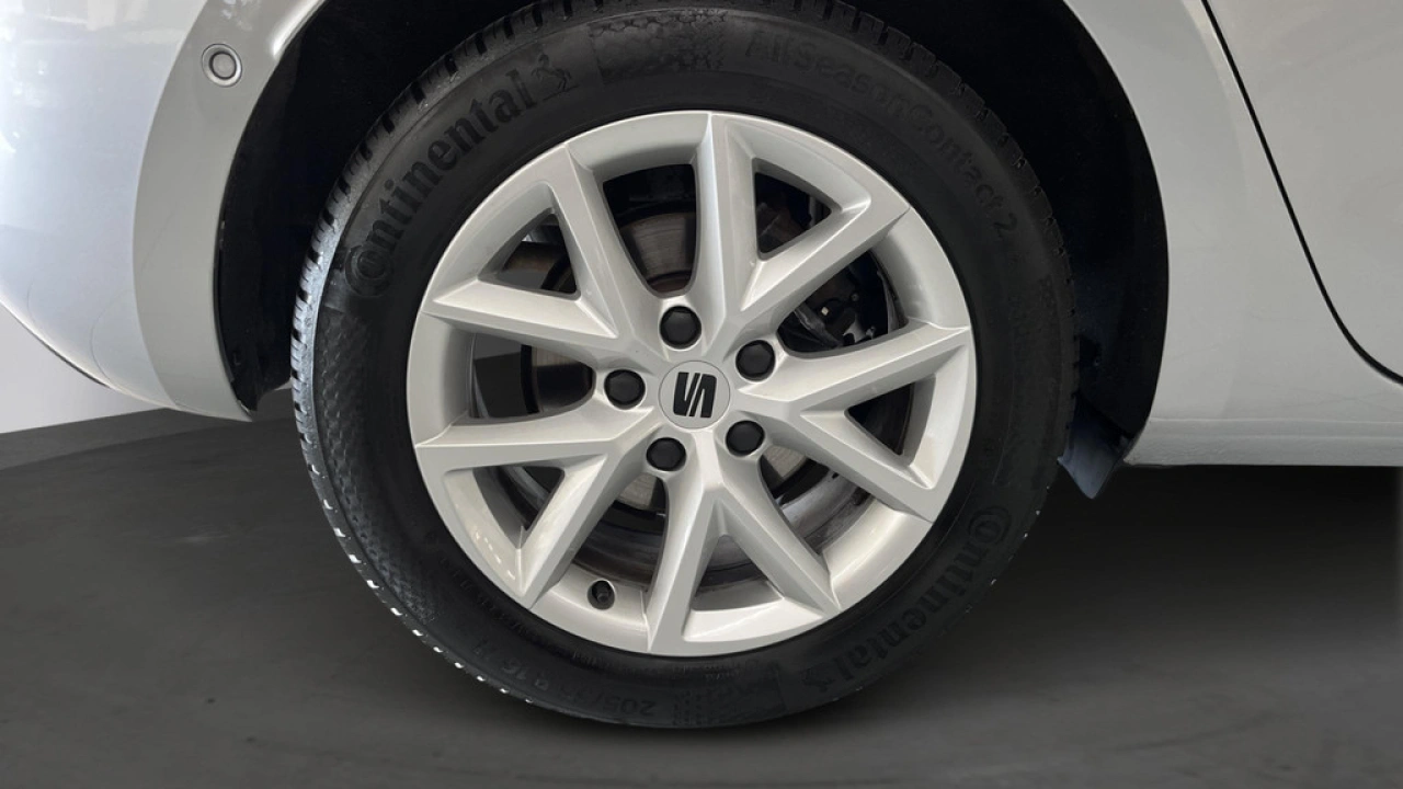 SEAT Leon 1.0 eTSI Style Business Intense