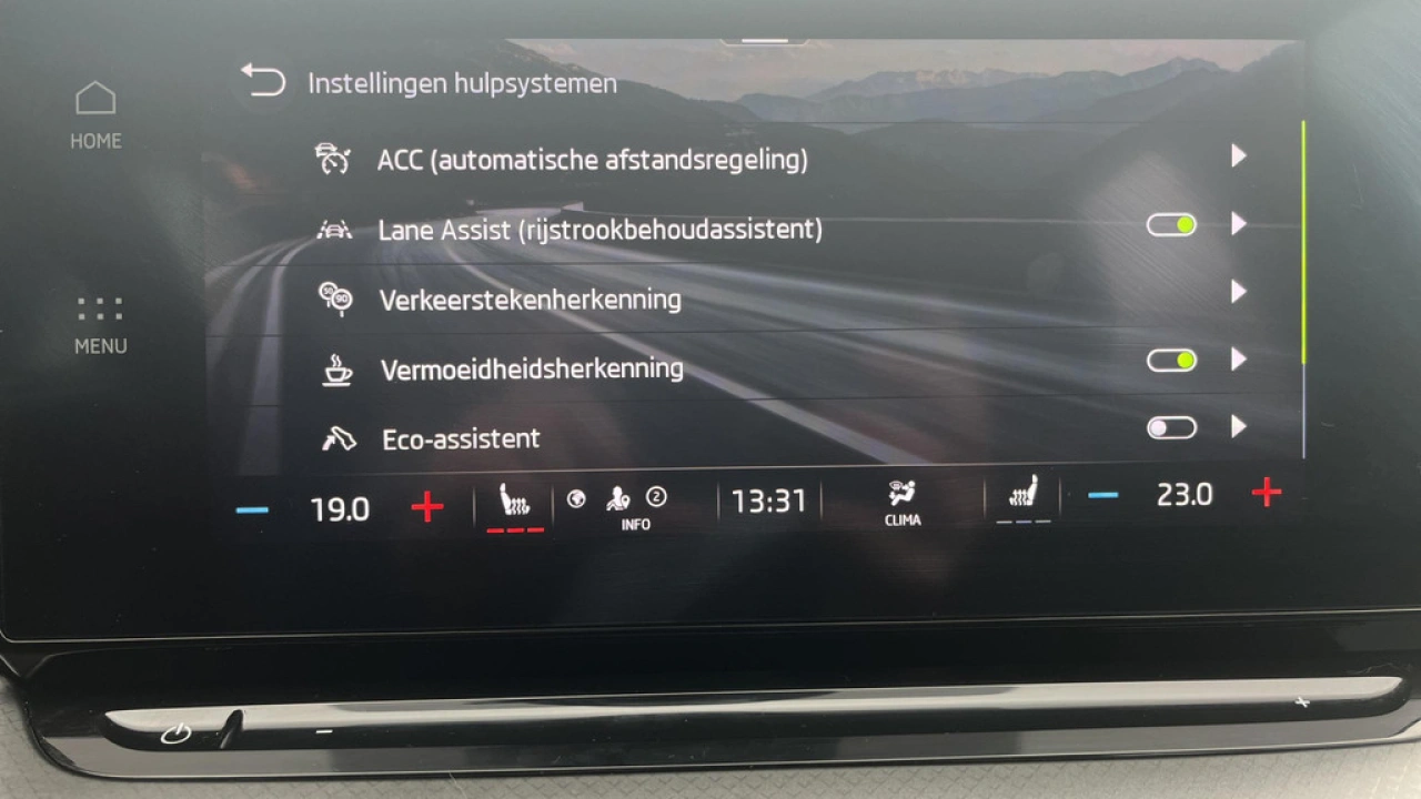 Škoda Octavia Combi 1.5 e-TSI Business Edition