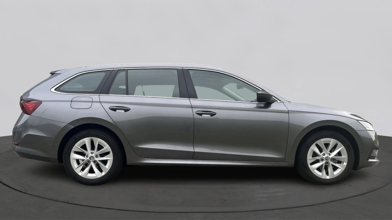 Škoda Octavia Combi 1.5 e-TSI Business Edition