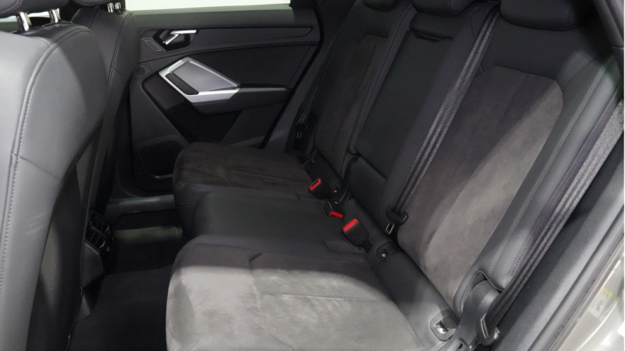 Audi Q3 45 TFSI e 245pk advance