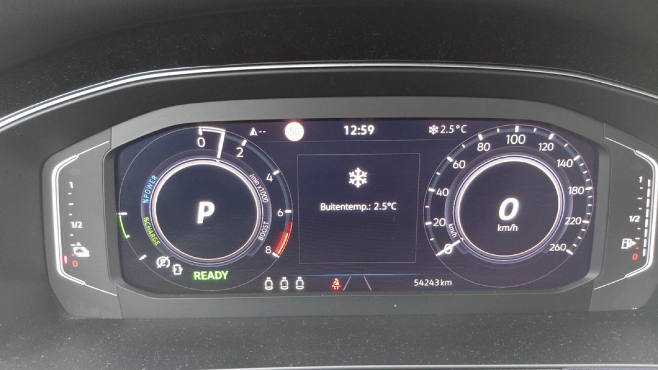 Volkswagen Passat Variant 1.4 TSI PHEV GTE Business | Hybride | Leder | Trekhaak | VERWACHT |