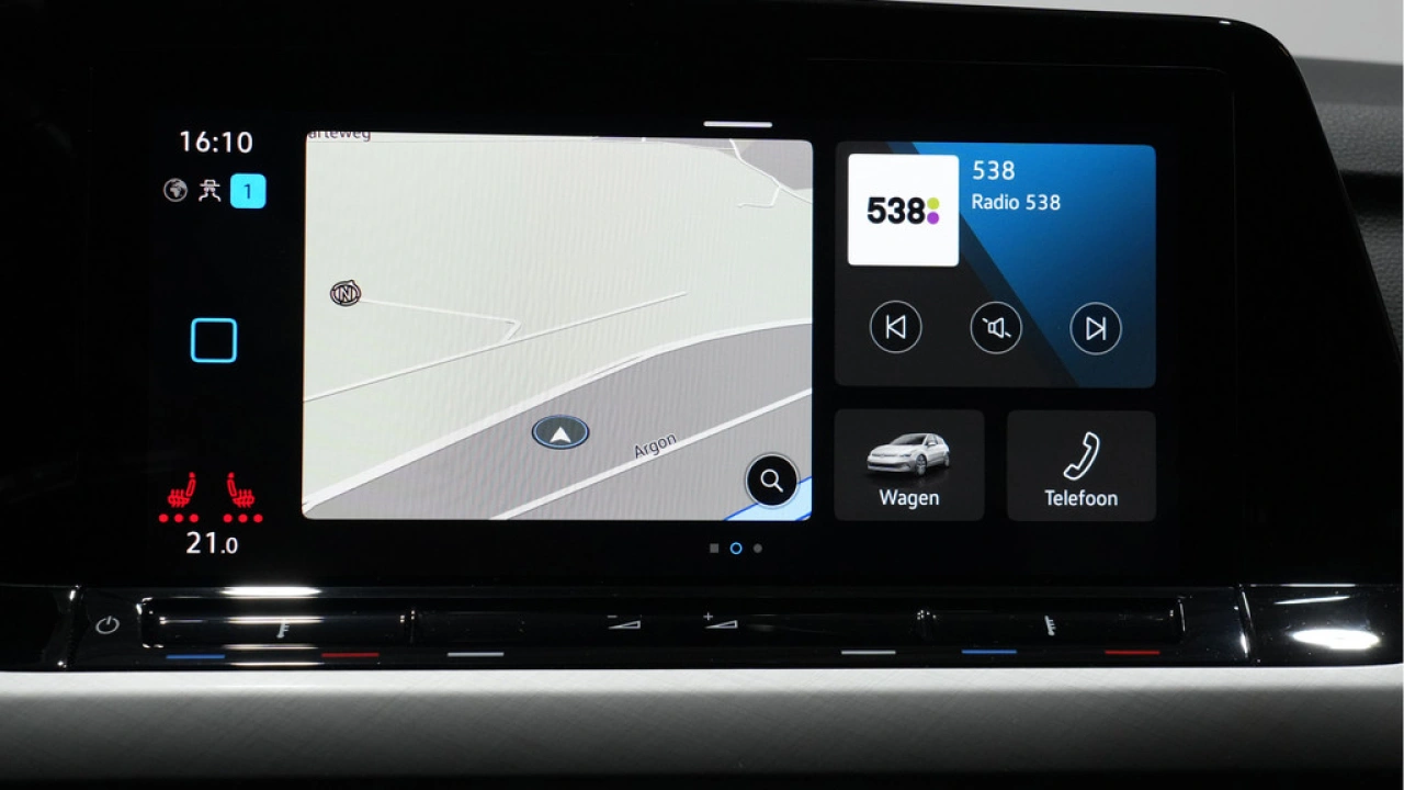 Volkswagen Golf 1.0 eTSI 110pk DSG Life Business