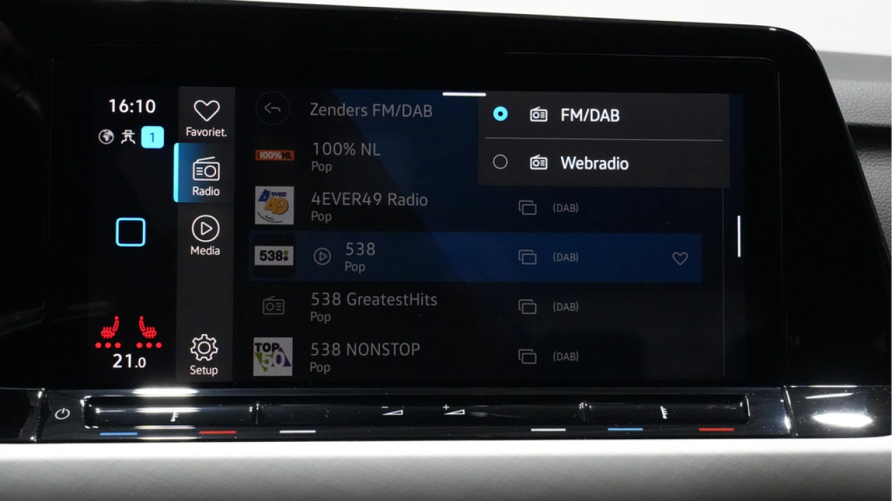 Volkswagen Golf 1.0 eTSI 110pk DSG Life Business