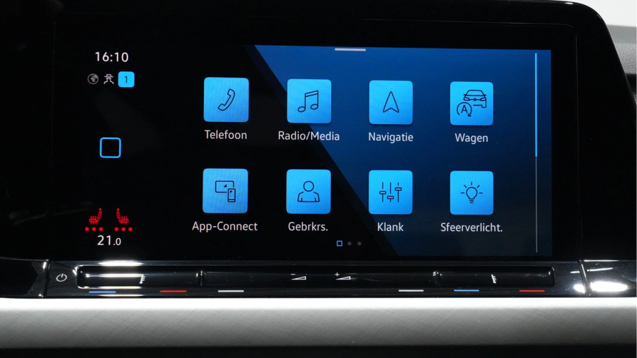 Volkswagen Golf 1.0 eTSI 110pk DSG Life Business