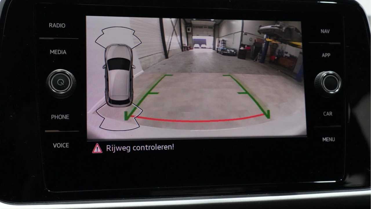 Volkswagen T-Roc 1.5 TSI 150pk DSG Life Business