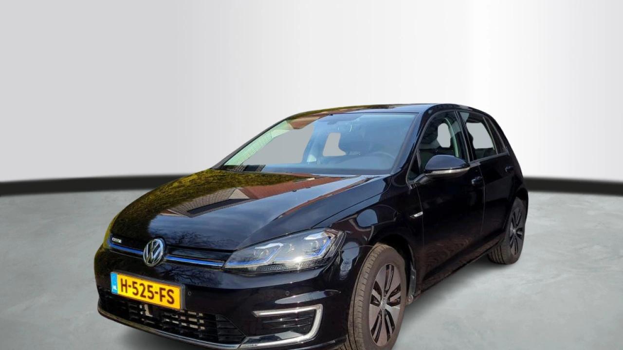 Volkswagen e-Golf E-DITION | 49.000 KM! | Binnenkort beschikbaar |