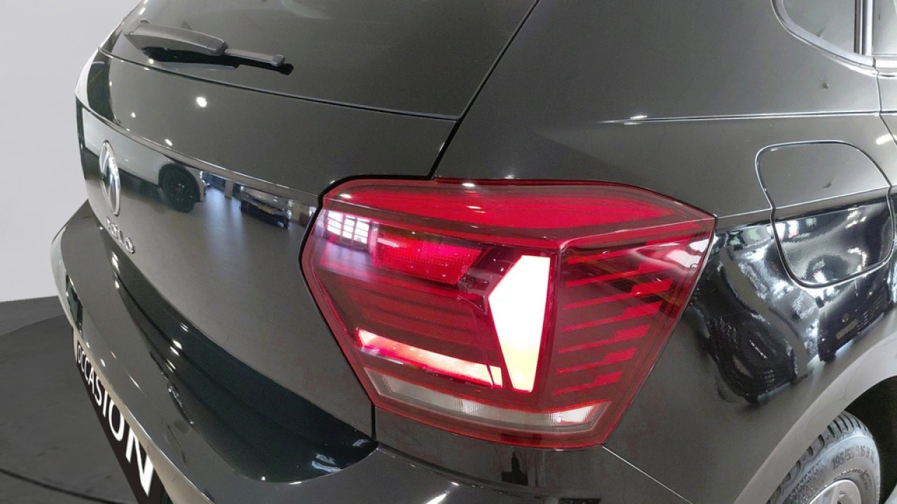 Volkswagen Polo 1.0 TSI R-Line Edition | Camera | Navigatie | Climatronic | App Connect