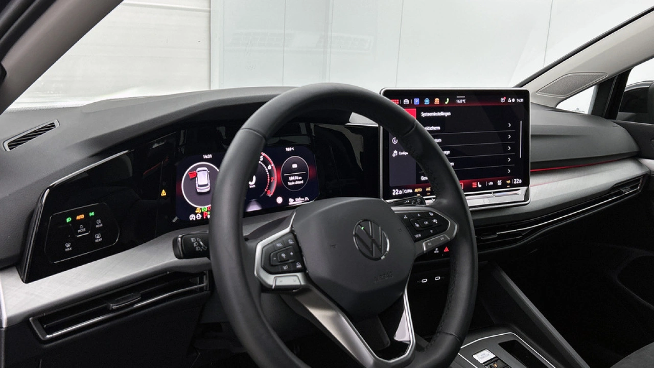 Volkswagen Golf PHEV 1.5 eHybrid 204pk DSG Life-Edition