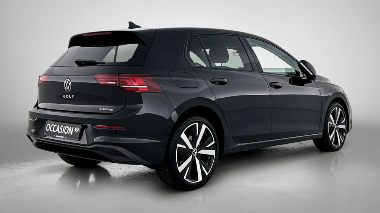 Volkswagen Golf PHEV 1.5 eHybrid 204pk DSG Life-Edition