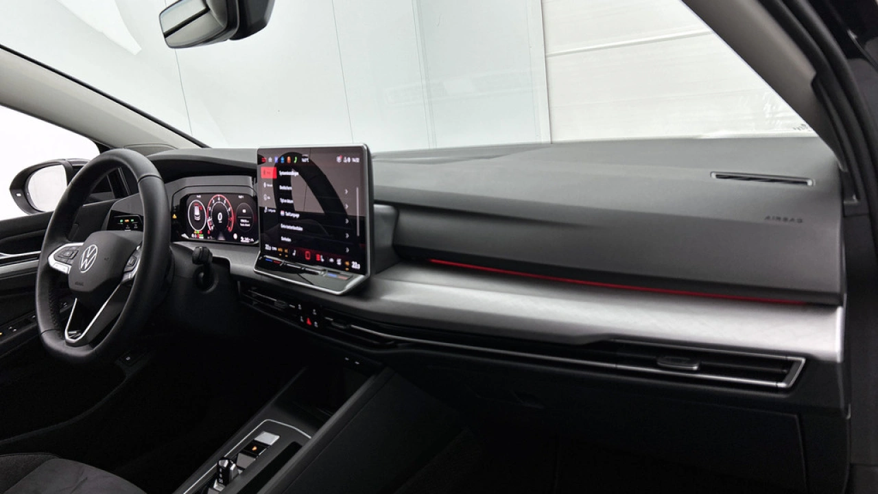 Volkswagen Golf PHEV 1.5 eHybrid 204pk DSG Life-Edition