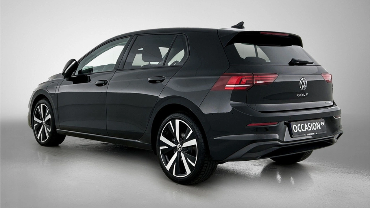 Volkswagen Golf PHEV 1.5 eHybrid 204pk DSG Life-Edition