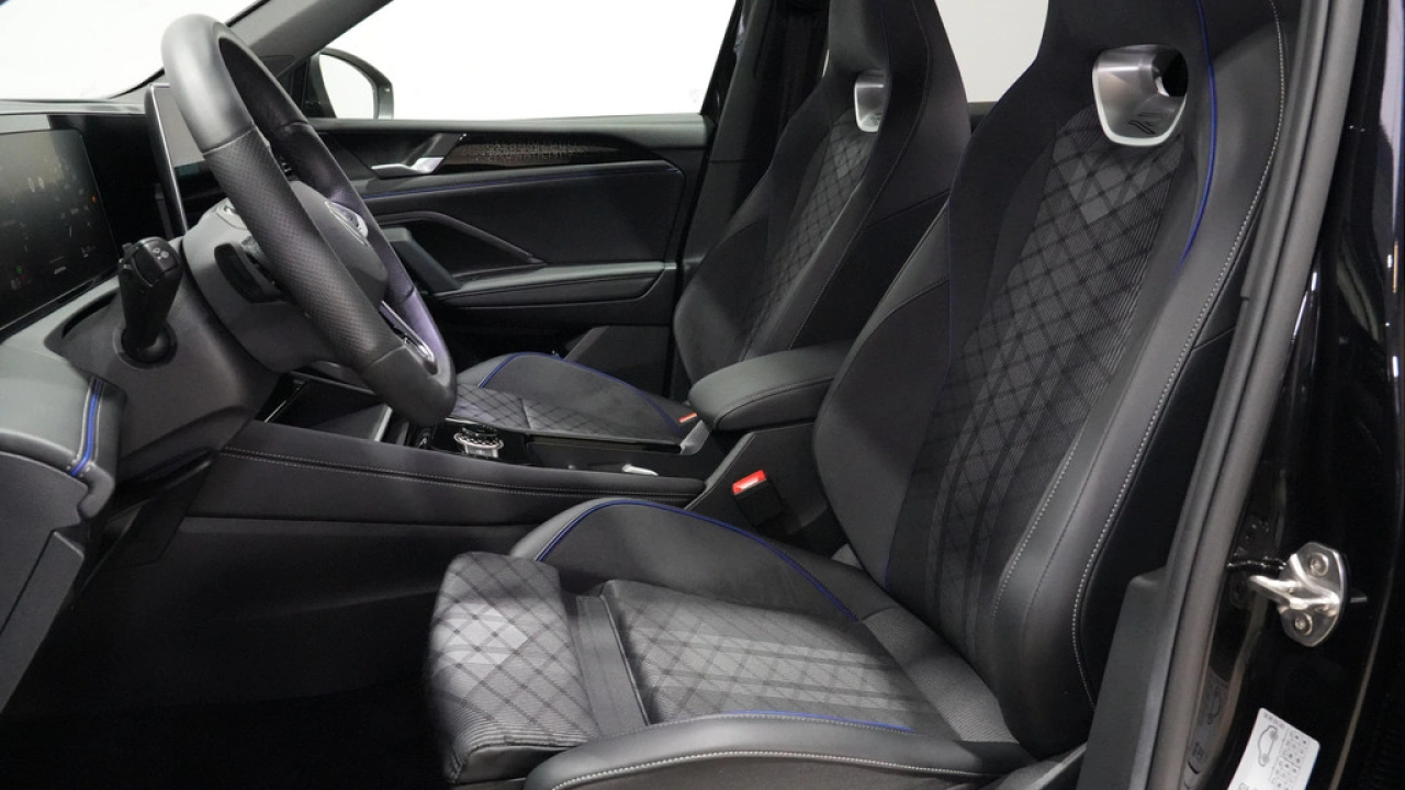 Volkswagen Tiguan 1.5 eHybrid R-Line Business