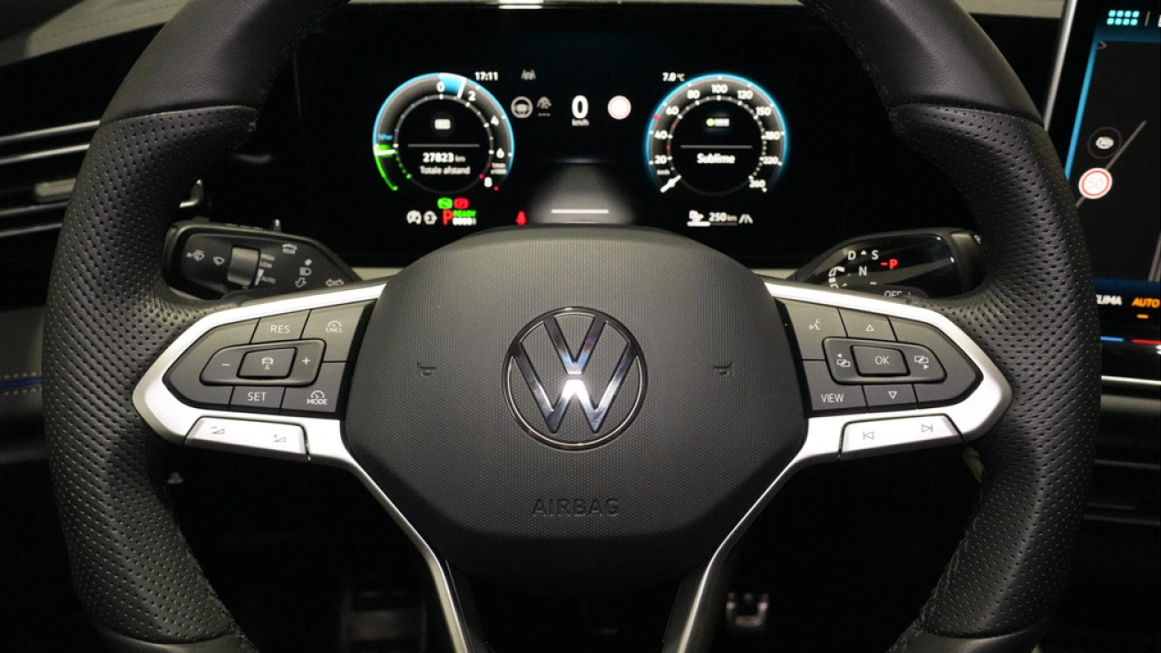 Volkswagen Tiguan 1.5 eHybrid R-Line Business