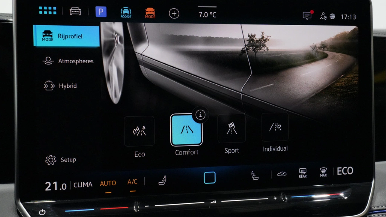 Volkswagen Tiguan 1.5 eHybrid R-Line Business