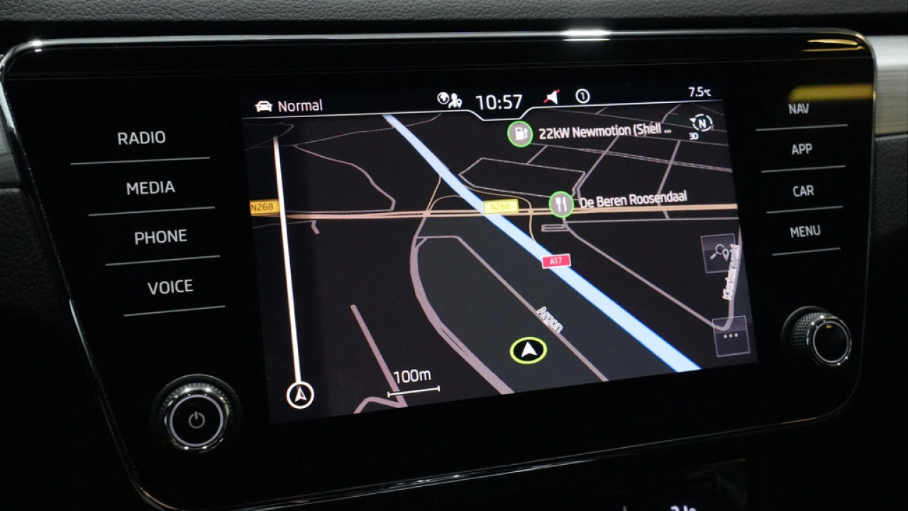 Škoda Superb Combi 1.4 TSI iV 204pk Business Edition Plus