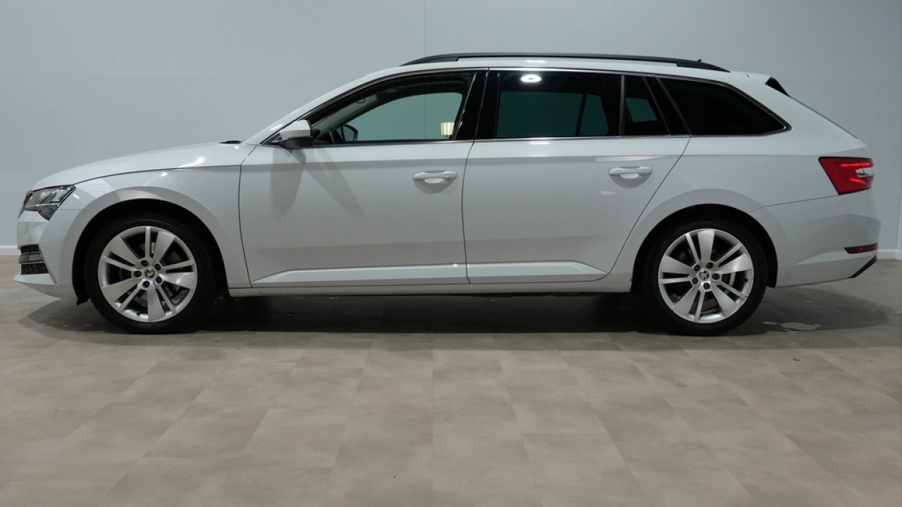 Škoda Superb Combi 1.4 TSI iV 204pk Business Edition Plus