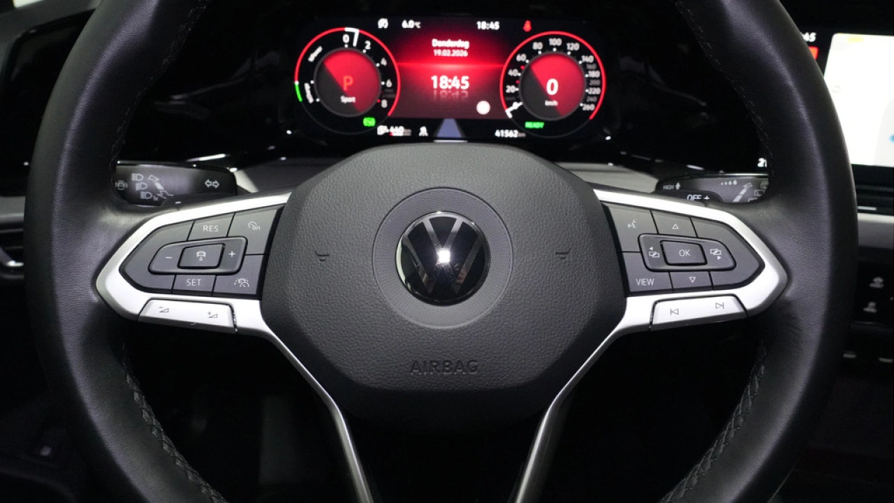 Volkswagen Golf 1.4 eHybrid 204pk Style