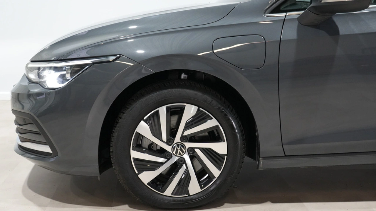 Volkswagen Golf 1.4 eHybrid 204pk Style