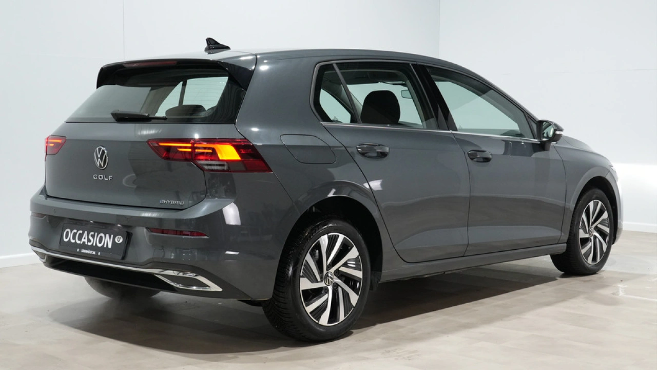 Volkswagen Golf 1.4 eHybrid 204pk Style