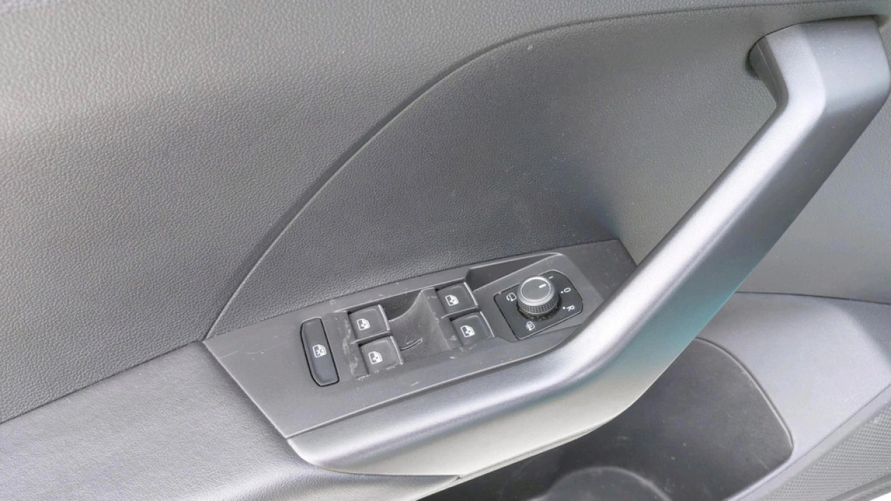 Volkswagen T-Cross 1.0 TSI Automaat Style | Multimedia | Camera | LED |