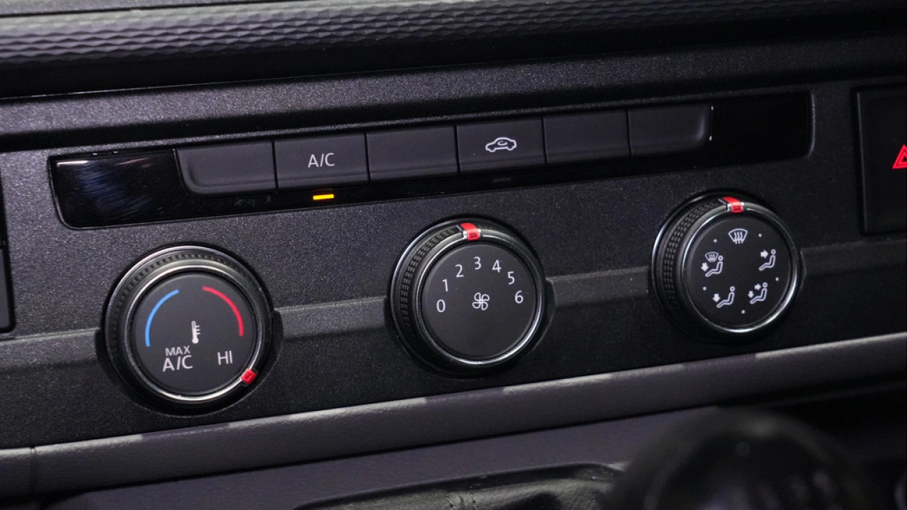 VW Bedrijfswagens Transporter 2.0 TDI 110pk L1H1 Dubbele Cabine DC