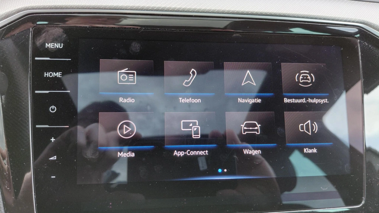 Volkswagen Passat Variant 1.5 TSI R-Line Business | Leder | Panoramadak | Trekhaak | VERWACHT |