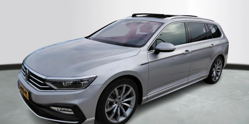 Volkswagen Passat Variant 1.5 TSI R-Line Business | Leder | Panoramadak | Trekhaak | VERWACHT |