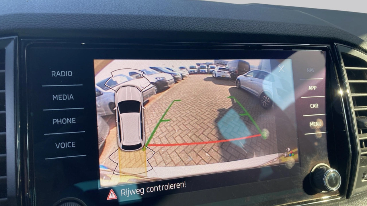 Škoda Karoq 1.5 TSI ACT 150pk DSG Sportline Business