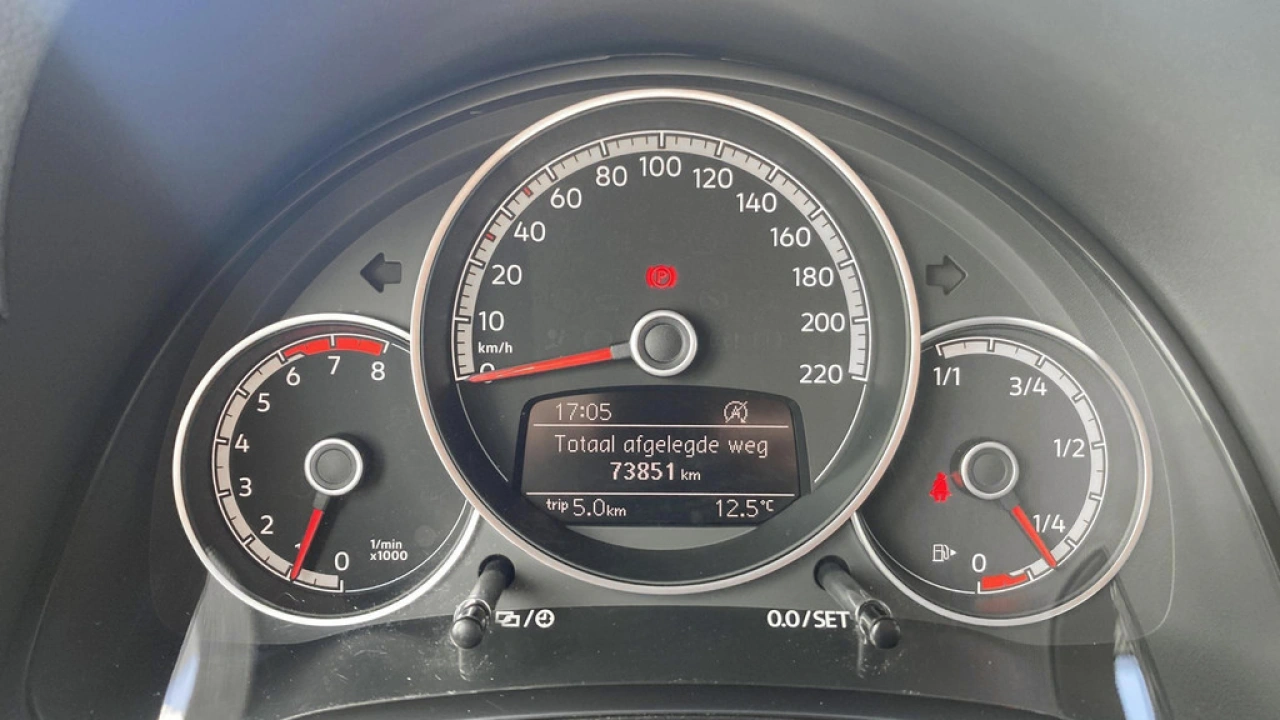 Volkswagen up! 1.0 BMT 60pk move up!