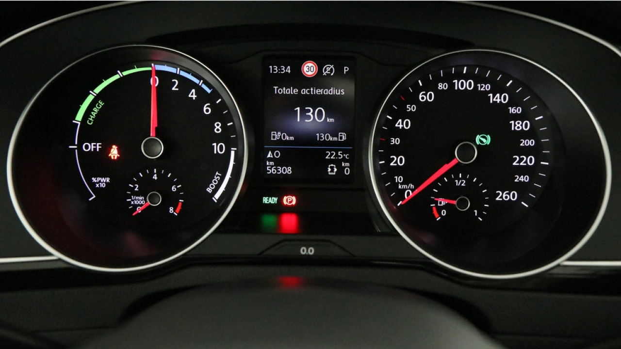 Volkswagen Passat Variant GTE 1.4 TSI eHybrid 218pk PHEV Business