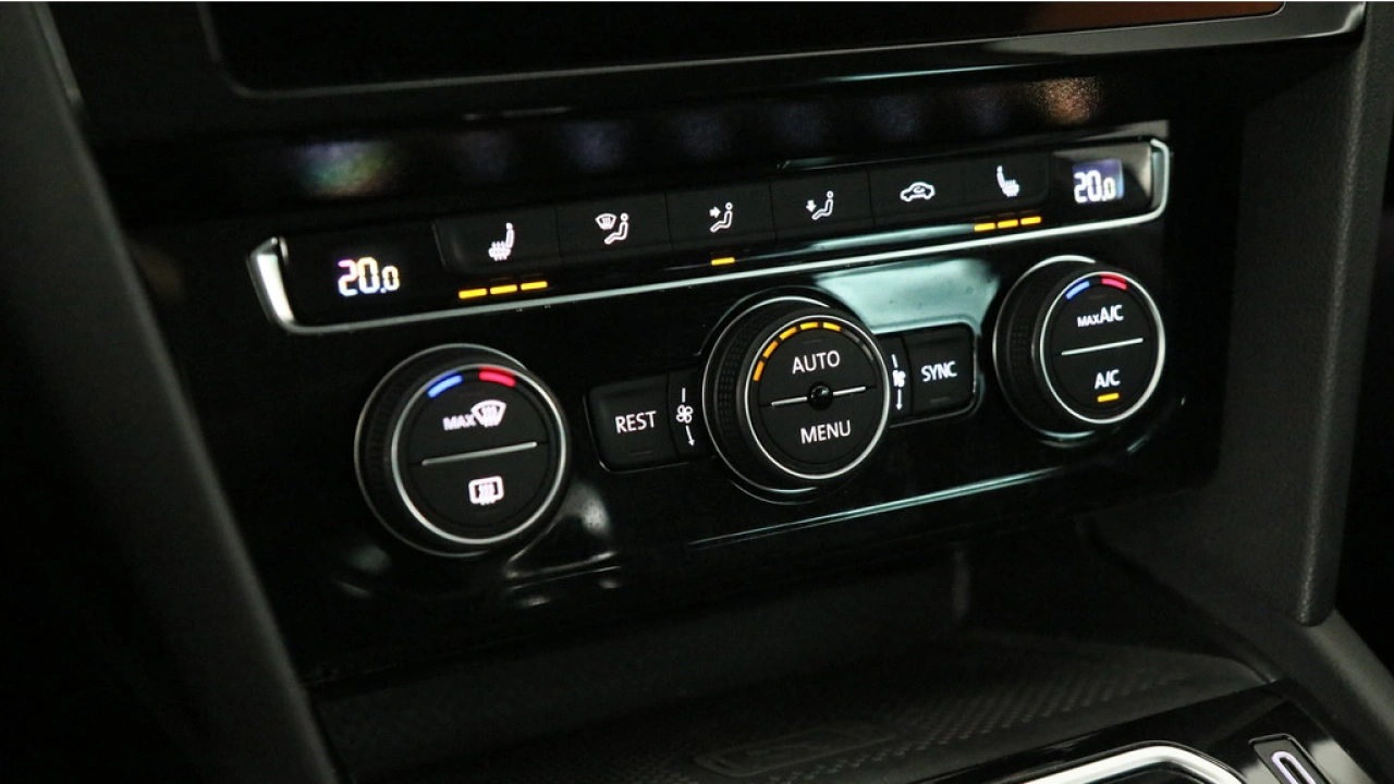 Volkswagen Passat Variant GTE 1.4 TSI eHybrid 218pk PHEV Business