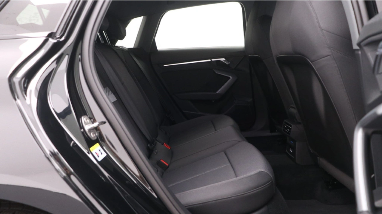 Audi A3 Sportback 40 TFSI e 204PK Advanced edition | Stoelverwarming | Camera | Carplay |