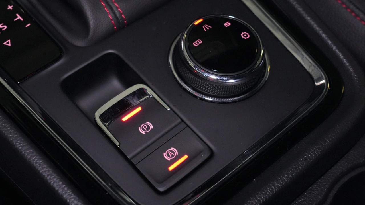 SEAT Ateca 1.5 TSI 150pk DSG FR Business Intense